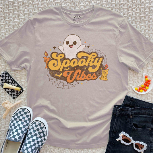 Retro Spooky Vibes Tee - Vintage Ghost T-Shirt